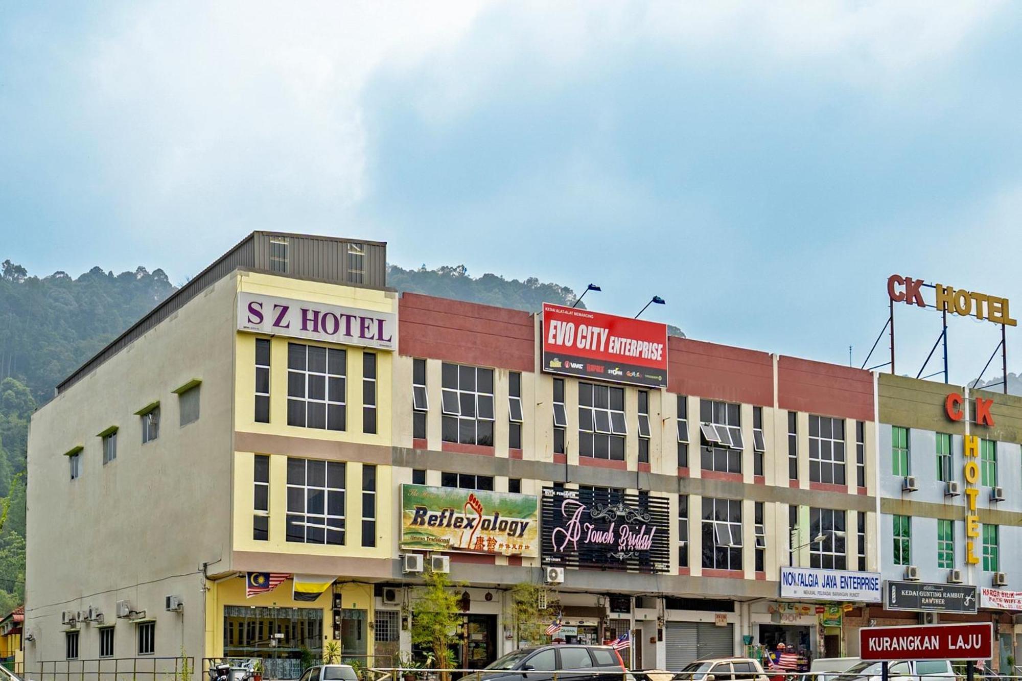 Sz Hotel Lumut Exterior foto