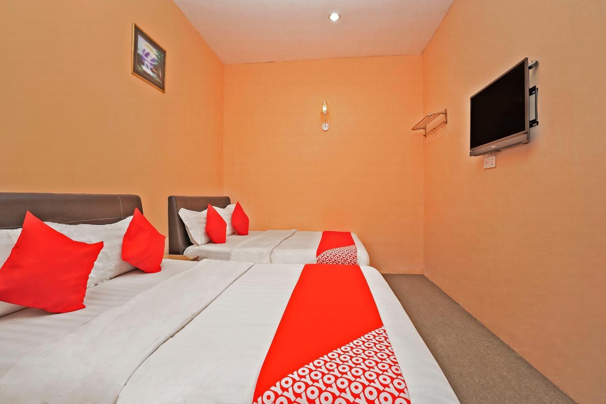 Sz Hotel Lumut Exterior foto