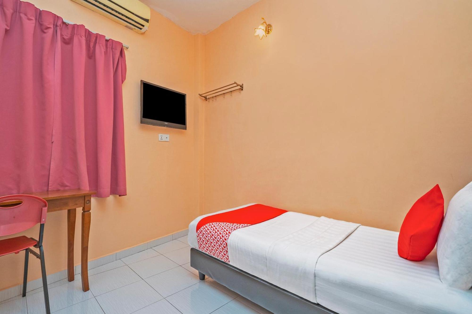 Sz Hotel Lumut Exterior foto