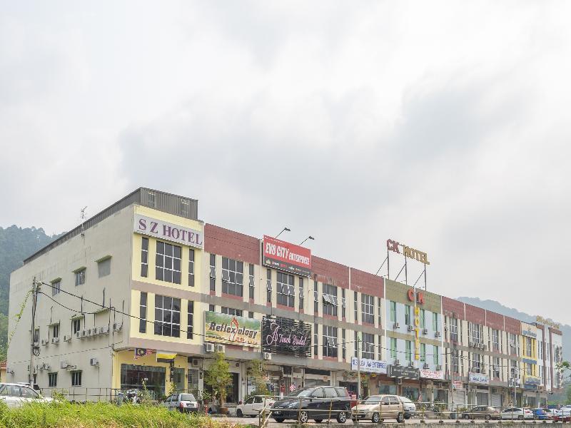 Sz Hotel Lumut Exterior foto